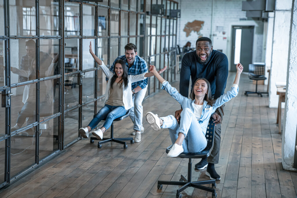3 tips to have fun at work to boost morale